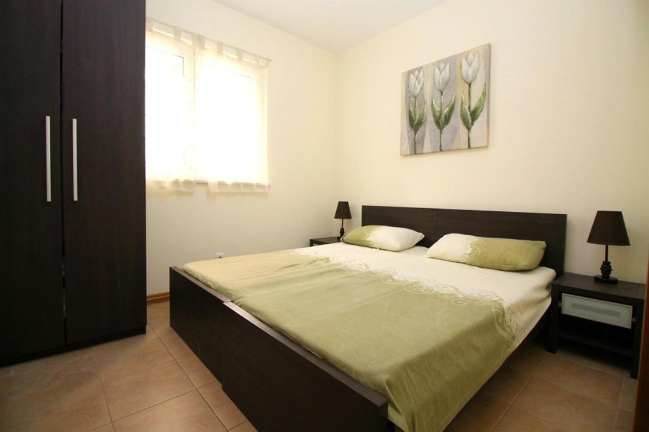 Blue Iris Becici Apartman *
